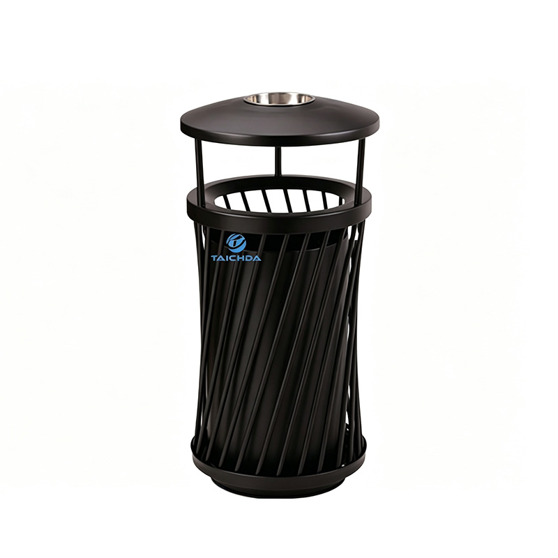 Garbage can metal with lid